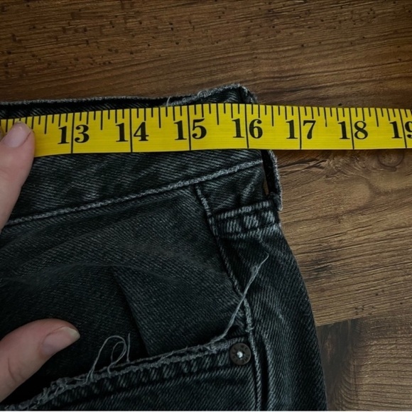 Free People Good Times Relaxed Skinny Jeans in Black Size: 30 - Picture 14 of 15